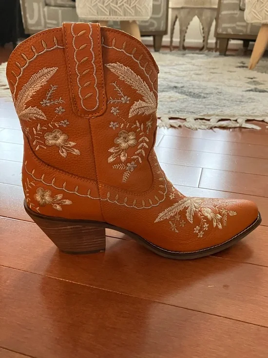 W9.5 Dingo Primrose Embroidered Ankle Boots, Burnt Orange - Picture 5 of 9
